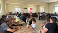 Karslı üreticinin derdini dinleyen Tarım Müdürü sahaya indi