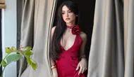 Derya Pınar Ak sezon yorgunluğunu tatilde atıyor