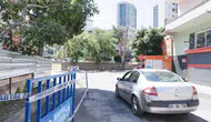 Kartal’da boşaltılan binanın balkonları gece yarısı büyük gürültüyle çöktü