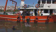 Haliç'in dibi zift gibi kararmış