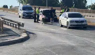 Eskişehir’de trafik kazası sonrası yola saçılan yağ sürücüleri zorladı