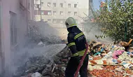 Kötekli'de terk edilmiş inşaat alanında dumanlar yükseldi