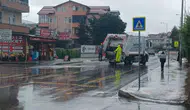 Sakarya’da aniden bastıran sağanak şehri kilitledi