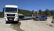 Kastamonu yolunda otomobil ve tır çarpıştı