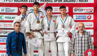 Kocaeli Kağıtspor sporcuları uluslararası arenada madalyaları topladı