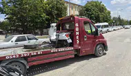 Eskişehir’de dikkatsiz manevra motosikletliyi hastanelik etti