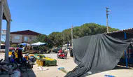 İzmir'de pazar yerini fırtına vurdu Tezgahlar uçtu