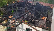 Kumru'da bir ev alevlere teslim oldu