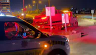 Adıyaman'da kontrolden çıkan otomobil refüje çarptı