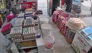 Bursa'da kargo kamyoneti çarptı 4 yaşındaki çocuk altından sağ çıktı