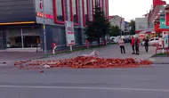 Zonguldak Çaycuma yolunda tuğla dehşeti ucuz atlatıldı