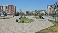 Elazığ’da hayat durdu Kavurucu sıcaklar meydanları boşalttı