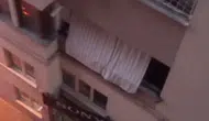Denizli’de nefes kesen kurtarma Balkon filesinde asılı kalan çocuk