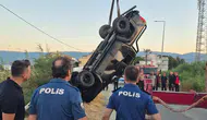 Edremit’te kamyonet dereye uçtu İki kişi hayatını kaybetti