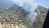 Narlıdere ormanlarında alevlerle mücadele sürüyor