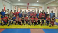 Sivaslı minik güreşçiler madalya için Ankara yolcusu