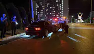 Çorum’da gece yarısı kaza Polis aracına çarpan otomobil ortalığı karıştırdı