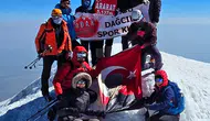 Ordulu dağcılar Türkiye'nin çatısına ulaştı