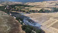 Karabük'te balya makinesi kıvılcımı tarlayı küle çevirdi