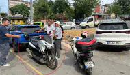 Samsun'da taksi ile motosikletin karıştığı kaza ucuz atlatıldı