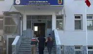 Birecik'te 12 yıllık hapis cezası olan firari yakayı ele verdi