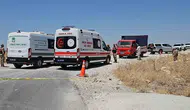 Şanlıurfa’da yol kenarında park halindeki kamyonetten cansız beden çıktı