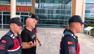 Yönetmen Ezel Akay uyuşturucu operasyonu kapsamında adliyeye sevk edildi