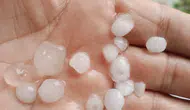 Edirne’de hava bir anda döndü İpsala’ya dolu Keşan’a sağanak vurdu