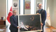 Bakan Ersoy 15 Temmuz hafızasını tazelemek için dernekle buluştu
