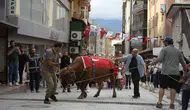 Artvin’de geleneksel Kafkasör coşkusu sokaklara taştı