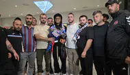 Trabzonspor'un yeni kanat oyuncusu Saviolo şehre indi