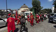 Adana sokaklarında mehteran sesleri yankılandı