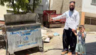 İzmir'de 400 bin liralık poşet çöp konteynerinde bulundu