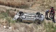 Kütahya’da trafik kazası Otomobil şarampole uçtu
