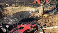 Adıyaman'da anız yangınına giden traktör küle döndü