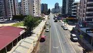 Mersin Gazi Paşa Caddesi yeni ağaçlarıyla gölgeye kavuşuyor