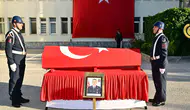 Eskişehir şehidini dualarla son yolculuğuna uğurladı