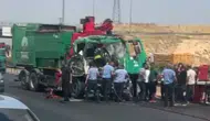 Gaziantep çevre yolunda çöp kamyonu tıra çarptı