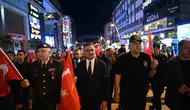 Erzurum sokaklarında 107 yılın bağımsızlık ateşi yandı