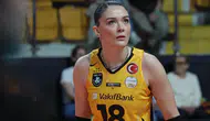 Zehra Güneş belgesel galasındaki şıklığıyla sosyal medyayı salladı