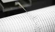 Elazığ'da gece yarısı korkutan deprem: Valilikten olumsuz ihbar açıklaması