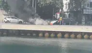 İstinye sahilinde elektrik kabloları alev aldı