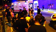 Tunceli yolunda motosiklet otomobile çarptı