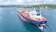 Saldırıya uğrayan dev tanker dört ay sonra Boğazdan geçti