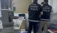 İzmir'de zehir deposuna narkotik baskını