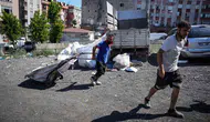 Pet şişeye 1 TL teşviki sokak toplayıcılarının işini değiştirdi