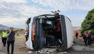 Yolcu otobüsü yoldan çıktı 41 kişi yaralandı