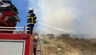 Hatay Kırıkhan’da bir şantiye deposu küle döndü