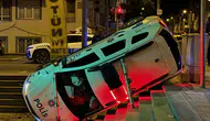 Kayseri'de polis aracı kaza yaptı 3 kişi yaralandı