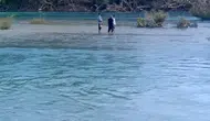 Manavgat Irmağı'nda baraj suyu dört kişiyi adacıkta sıkıştırdı